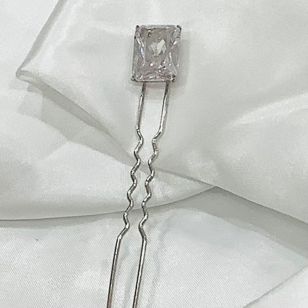 Vintage Hair Stick Elegant Emerald shape Crystal CZ